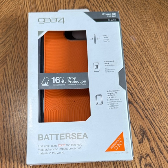 gear4 Other - Gear4 Battersea iPhone SE Case - Orange/Black